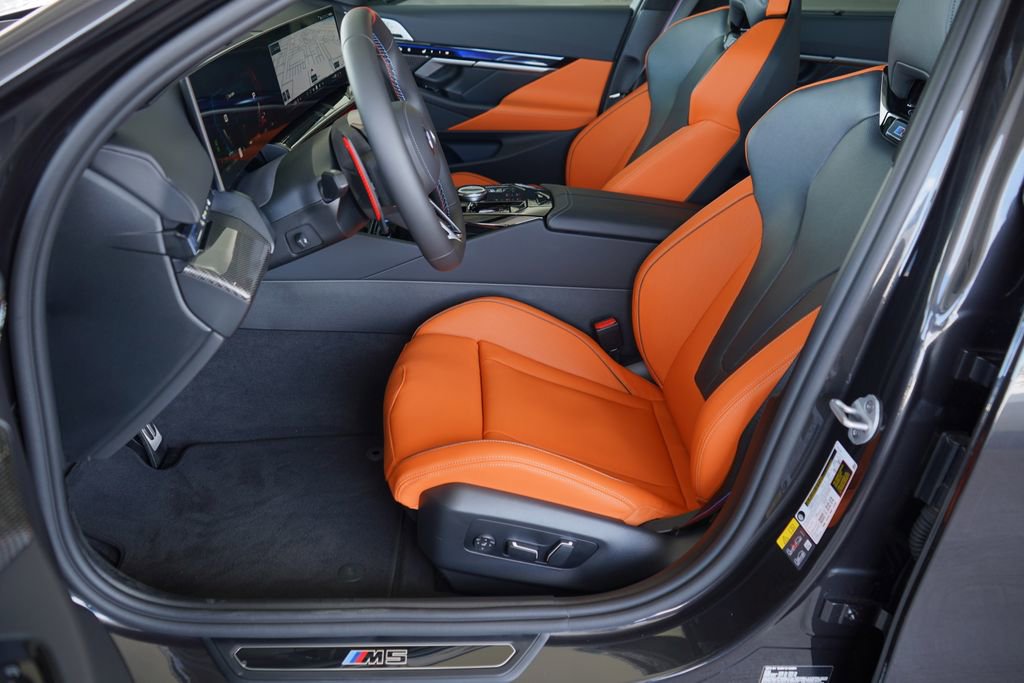 New 2026 BMW M5 w/ Executive Package image 11