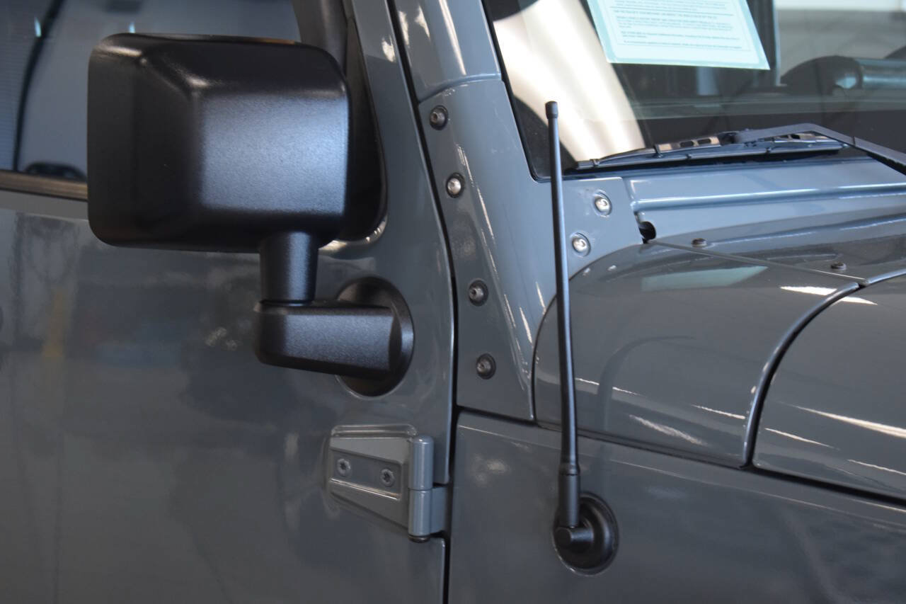 Used 2014 Jeep Wrangler Unlimited Sport w/ Quick Order Package 24S AWD/4WD image 26