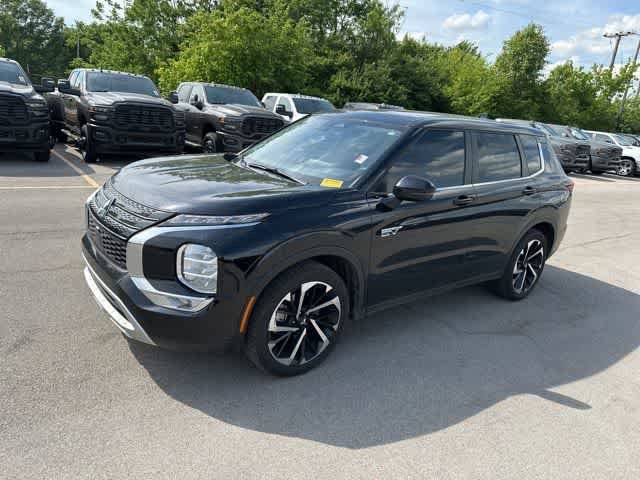 Used 2025 Mitsubishi Outlander SE AWD/4WD image 16