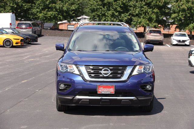 Used 2017 Nissan Pathfinder SL w/ SL Premium Package AWD/4WD image 4