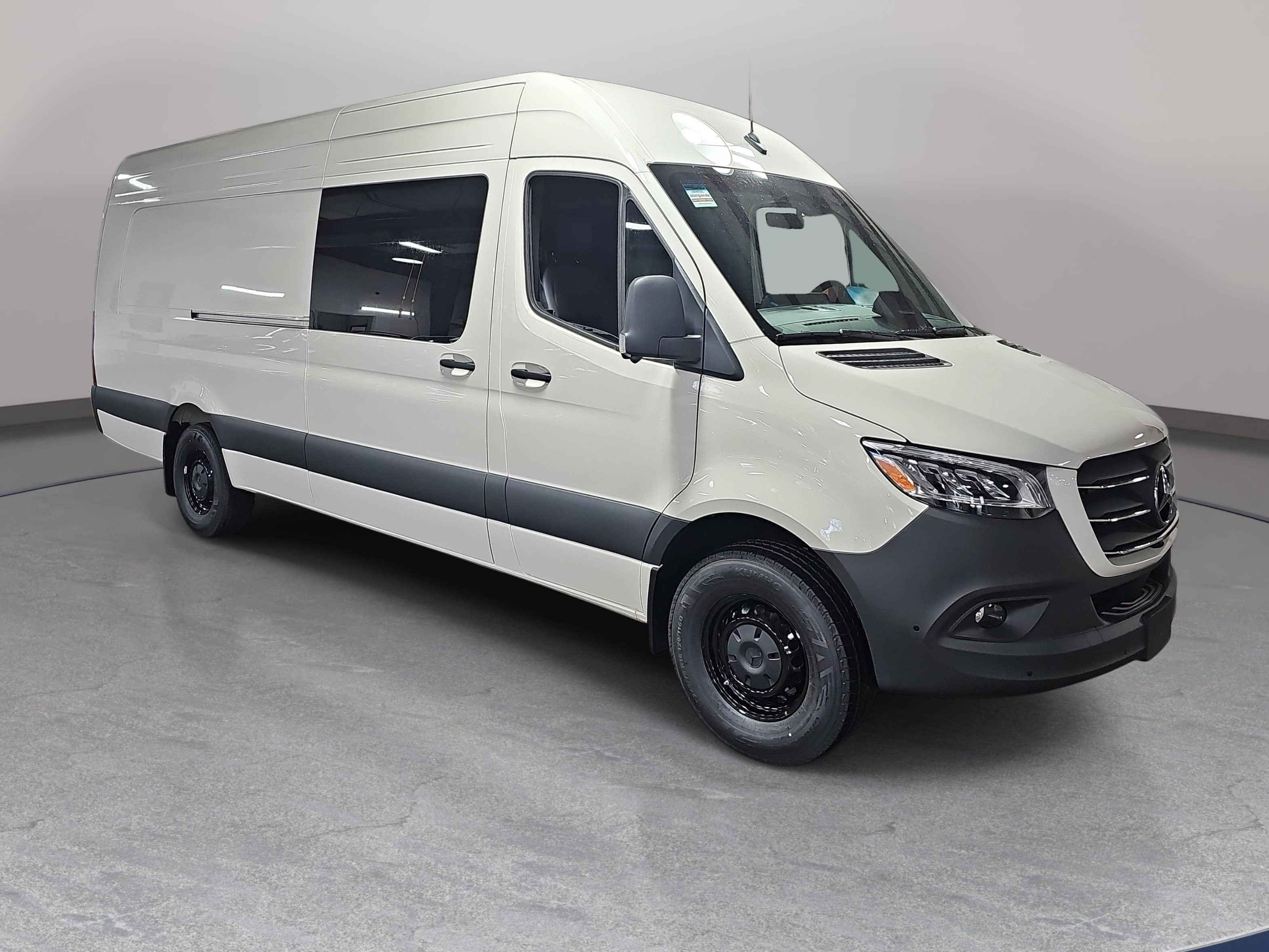 New 2026 Mercedes-Benz Sprinter 2500 image 3
