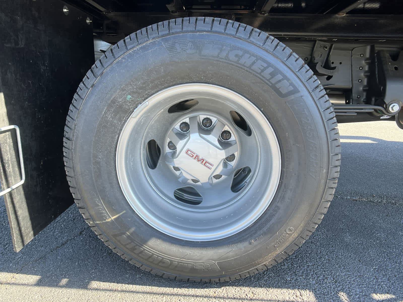 New 2025 GMC Sierra 3500 Pro w/ Convenience Package RWD image 30