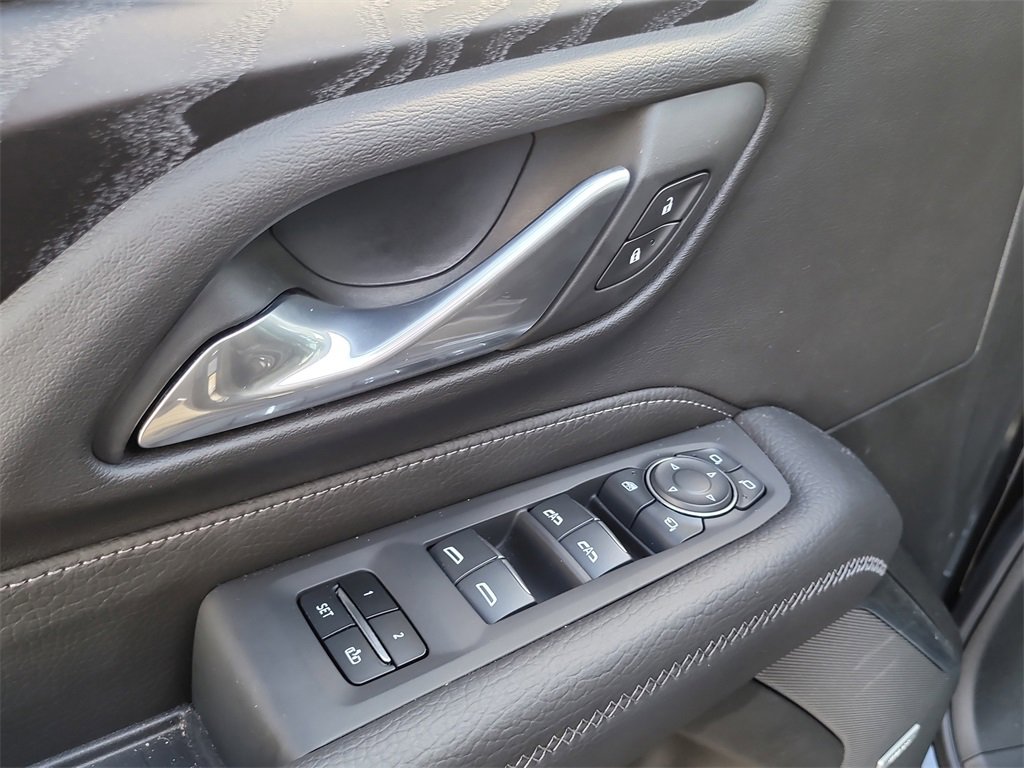 Used 2024 GMC Yukon XL Denali w/ Denali Reserve Package image 17