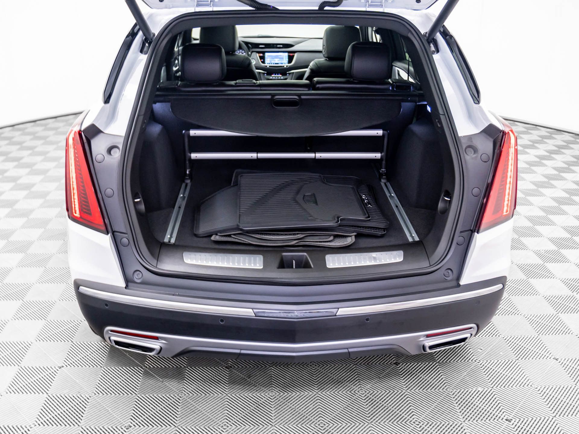 New 2025 Cadillac XT5 Premium Luxury image 30