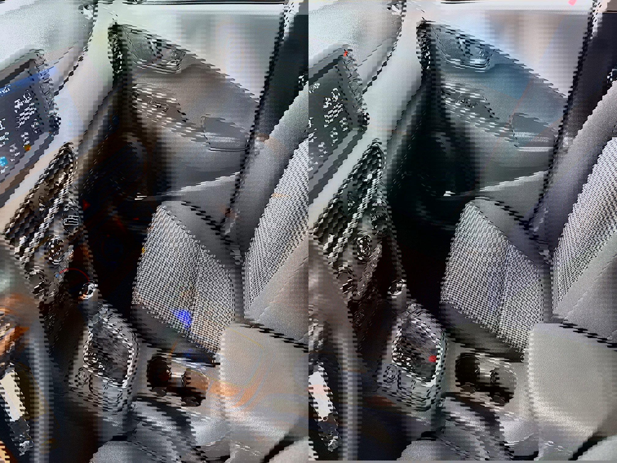 Used 2021 Hyundai Kona SE image 23