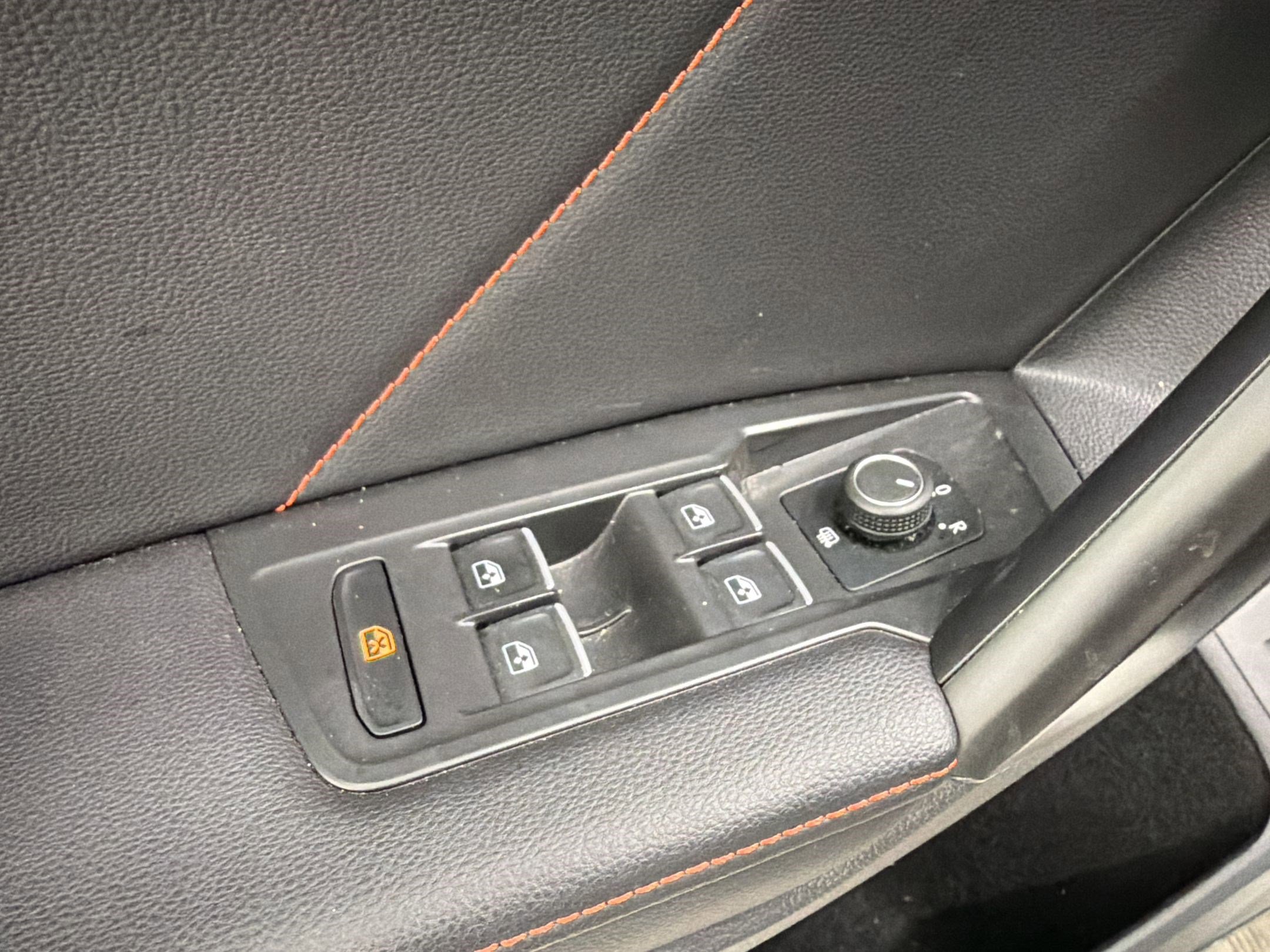 Used 2024 Volkswagen Tiguan Wolfsburg Edition image 12