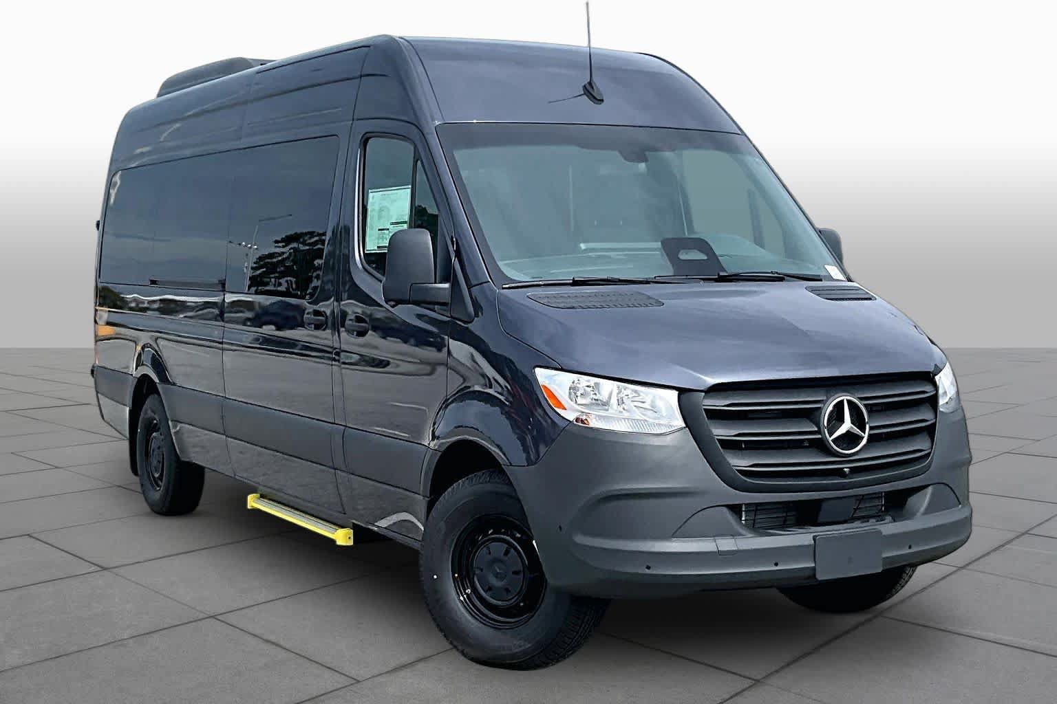 New 2026 Mercedes-Benz Sprinter 2500 video 2