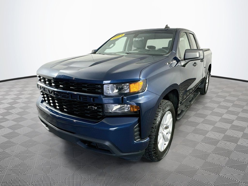 Used 2021 Chevrolet Silverado 1500 Custom w/ LPO, Dark Essentials Package AWD/4WD image 6