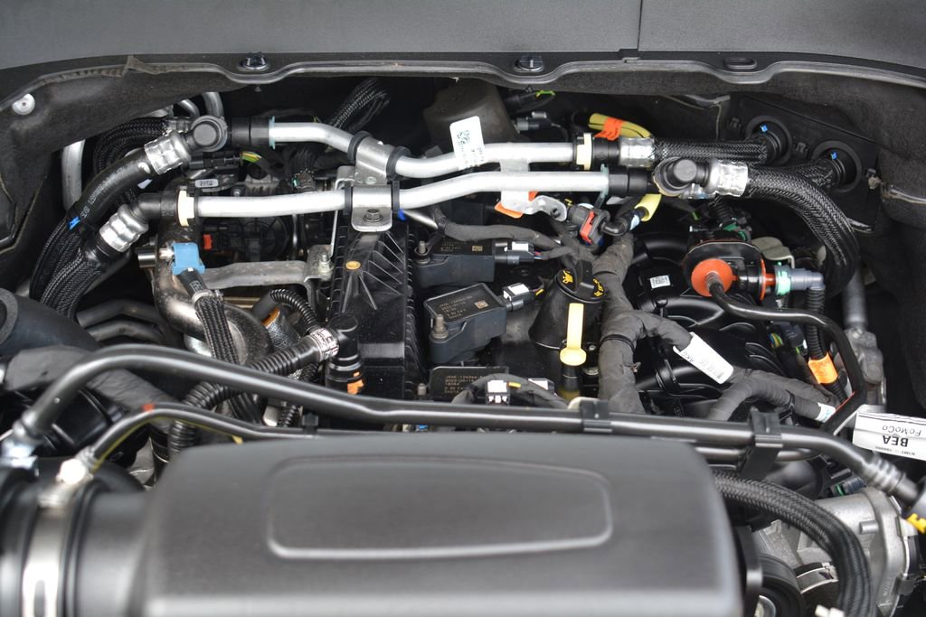 Used 2022 Ford Explorer XLT w/ Equipment Group 202A image 28