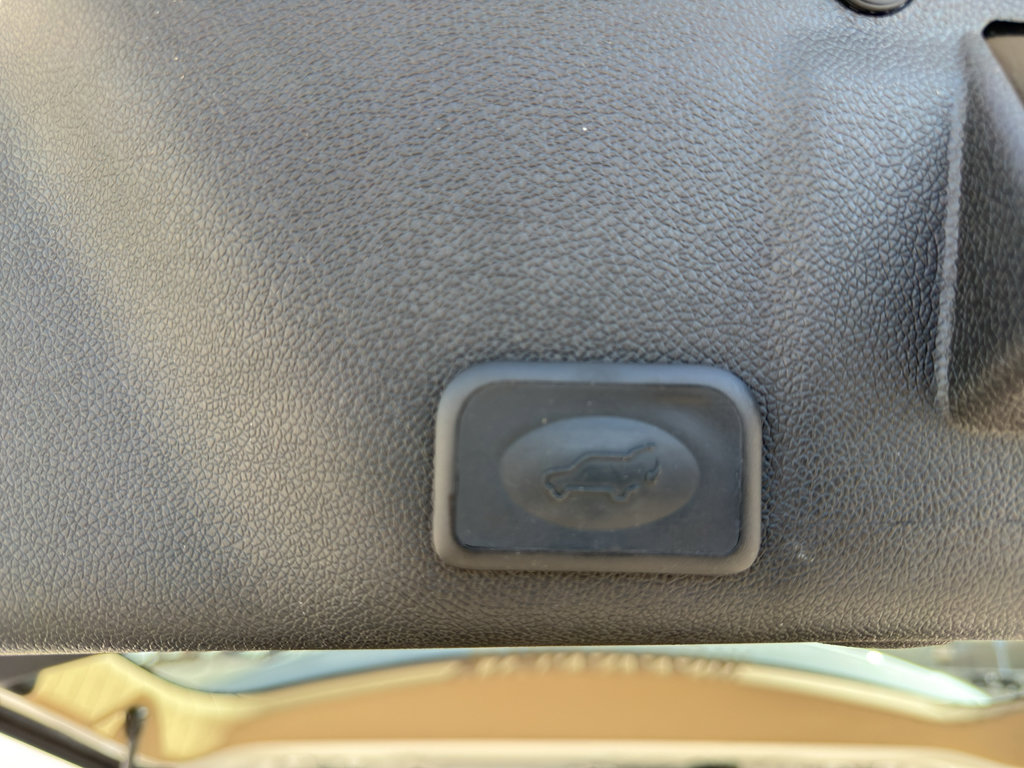 Used 2010 GMC Acadia SLT image 6