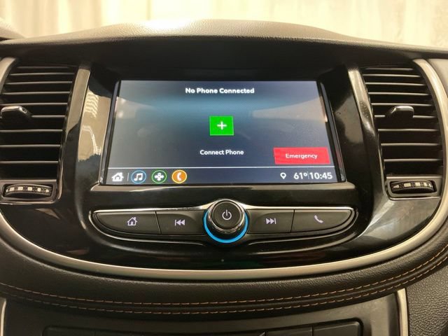 Used 2019 Chevrolet Trax LT w/ LT Convenience Package FWD image 26