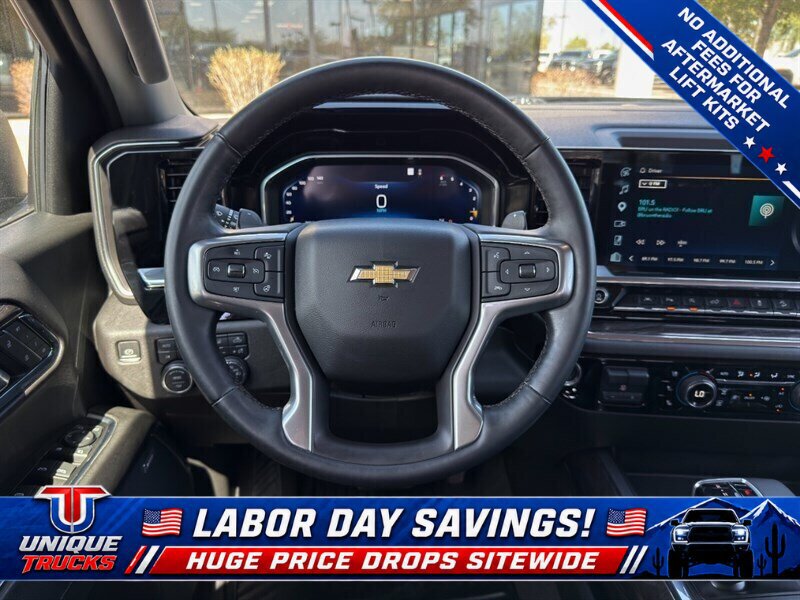 Used 2023 Chevrolet Silverado 1500 LTZ w/ LTZ Convenience Package II AWD/4WD image 35