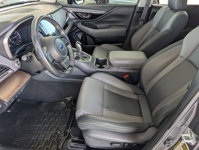 Certified 2025 Subaru Outback Onyx Edition w/ Tech Package 2 image 8