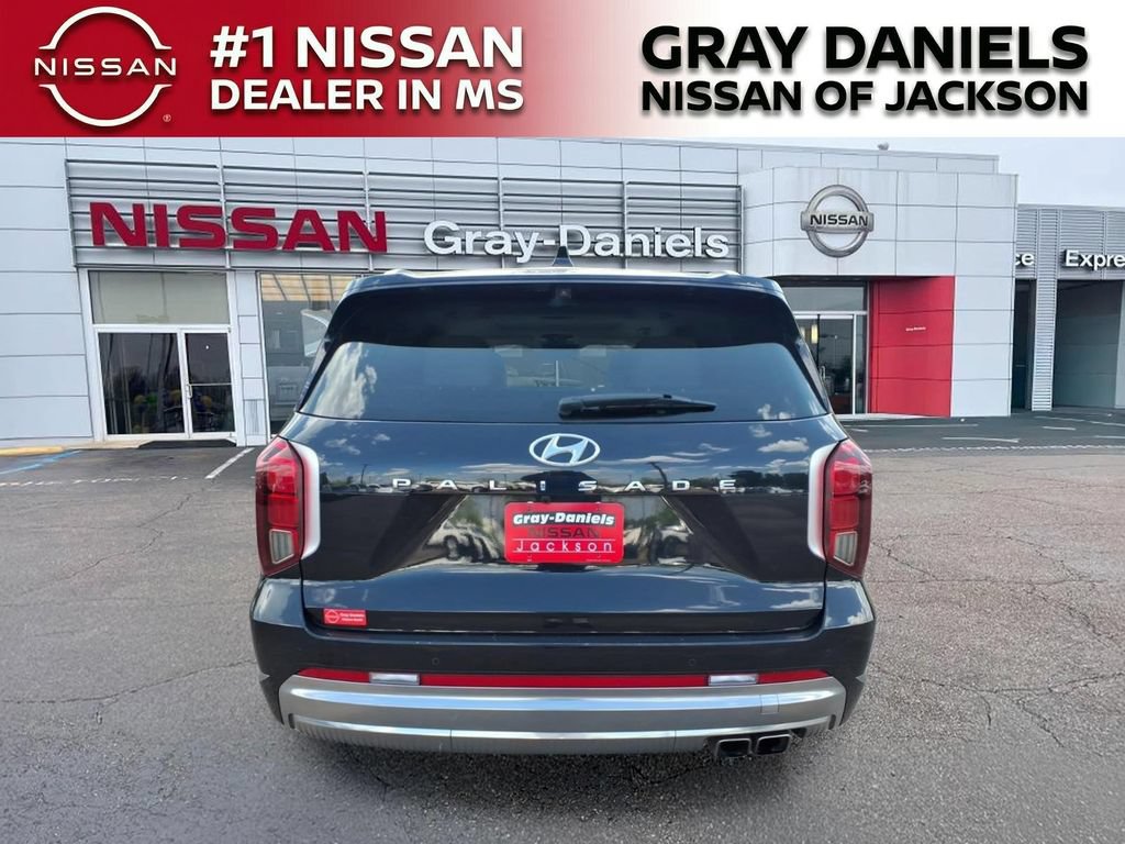 Used 2024 Hyundai Palisade Calligraphy FWD image 6