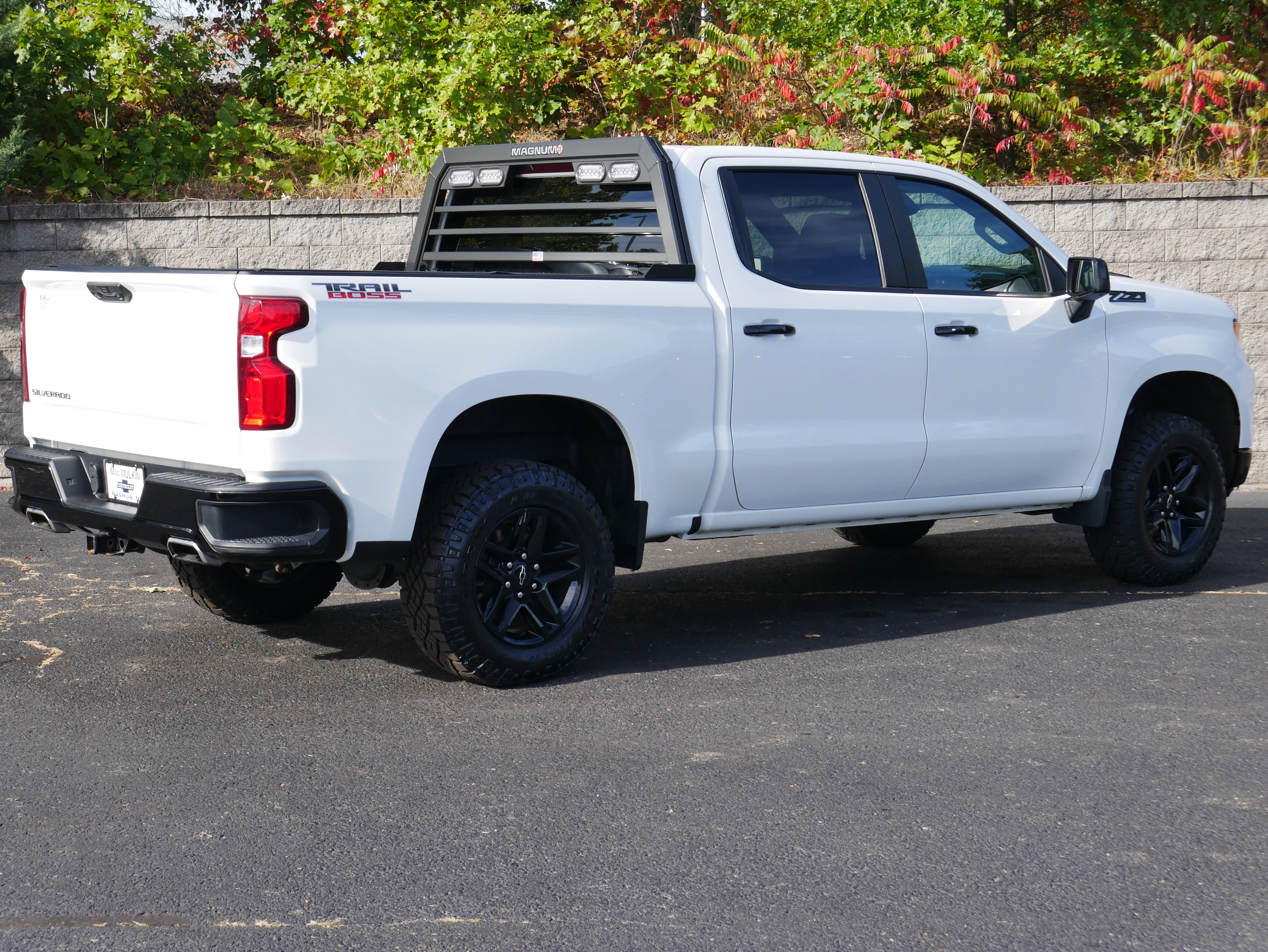Certified 2022 Chevrolet Silverado 1500 LT Trail Boss image 10