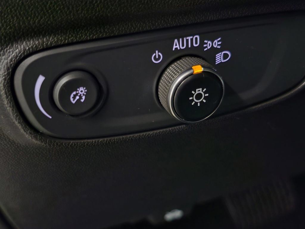 Used 2024 Chevrolet Equinox LT w/ LPO, Floor Liner Package AWD/4WD image 30