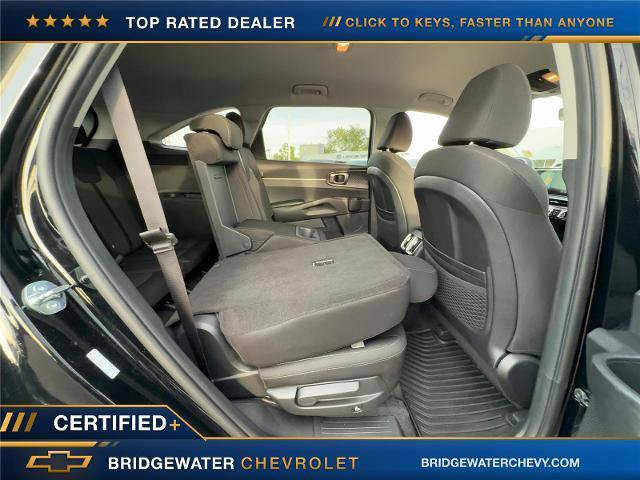 Used 2026 Kia Sorento LX FWD image 12