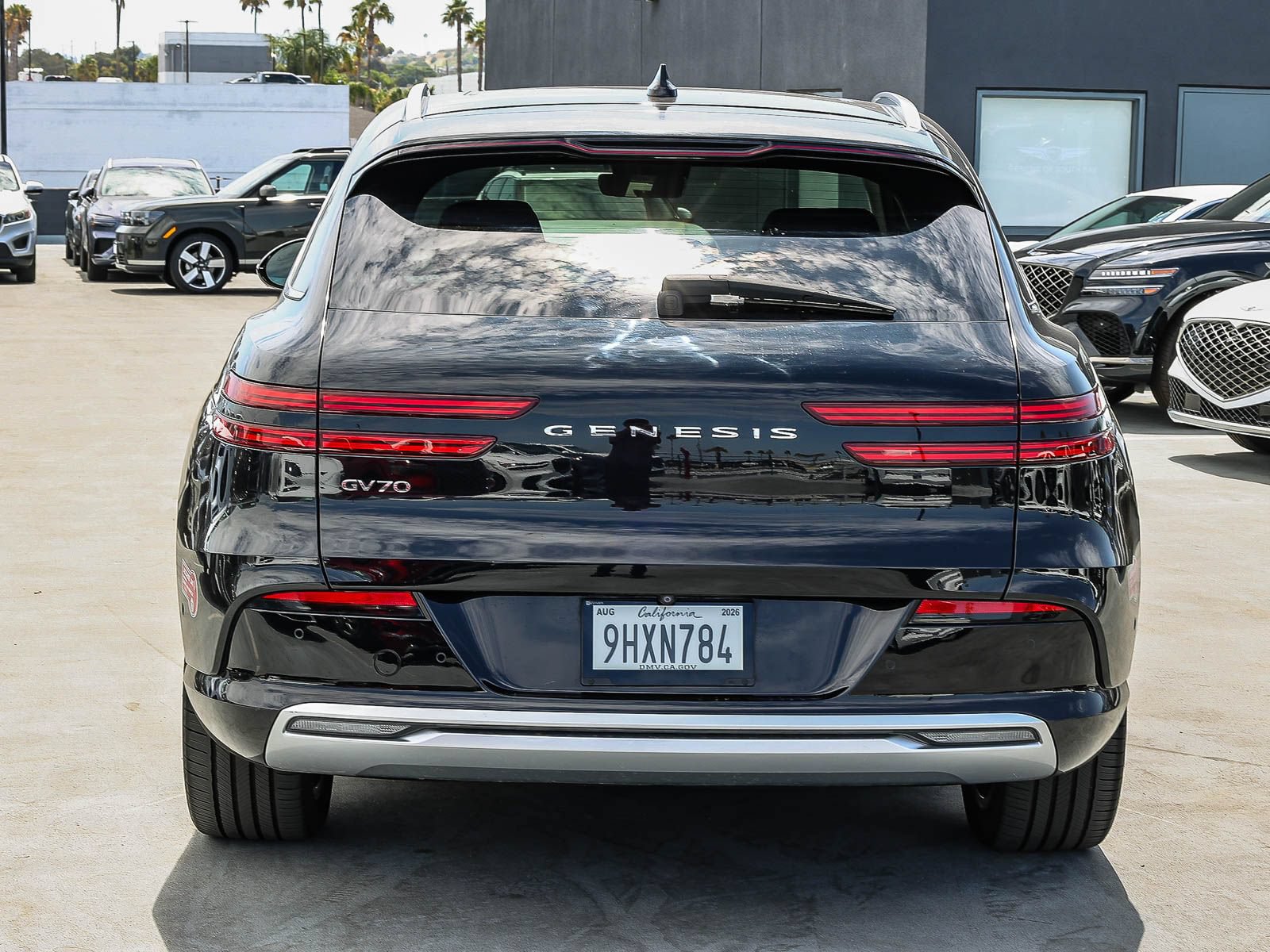 Used 2023 Genesis Electrified GV70 AWD/4WD image 5