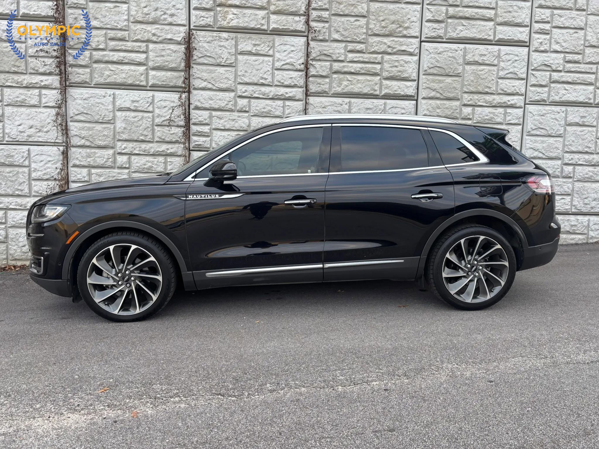 Used 2019 Lincoln Nautilus Reserve image 7