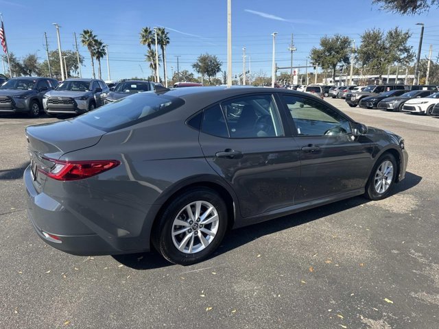 Used 2025 Toyota Camry LE image 2