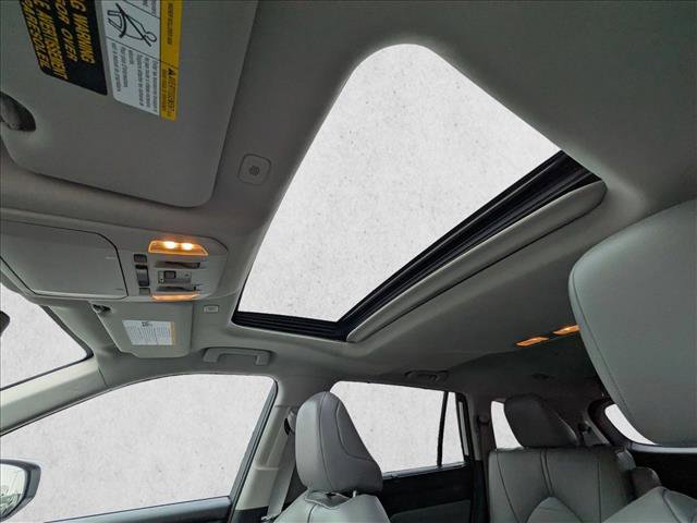 Certified 2026 Toyota Highlander XLE image 14