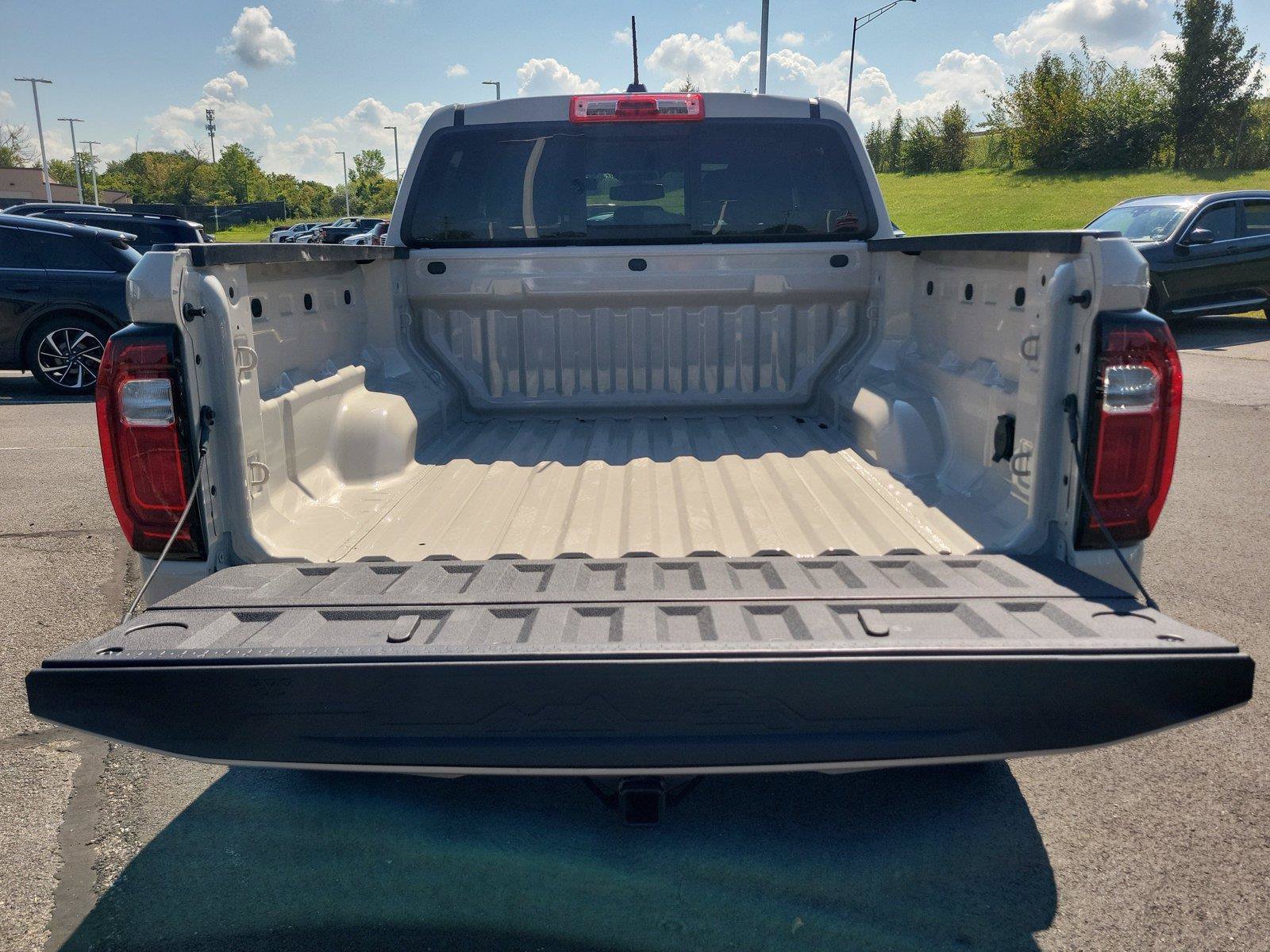 New 2026 GMC Canyon Elevation w/ Convenience Package AWD/4WD image 8