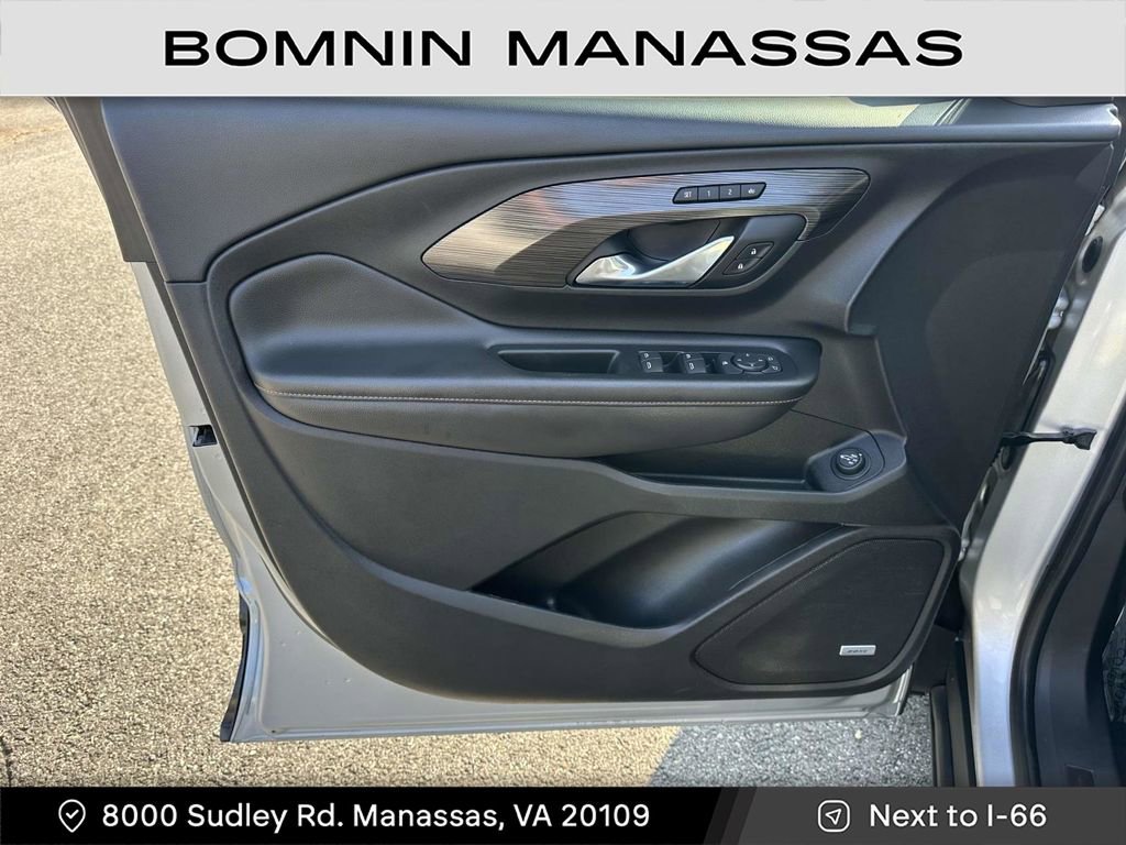 Used 2019 GMC Terrain SLT w/ Preferred Package image 14