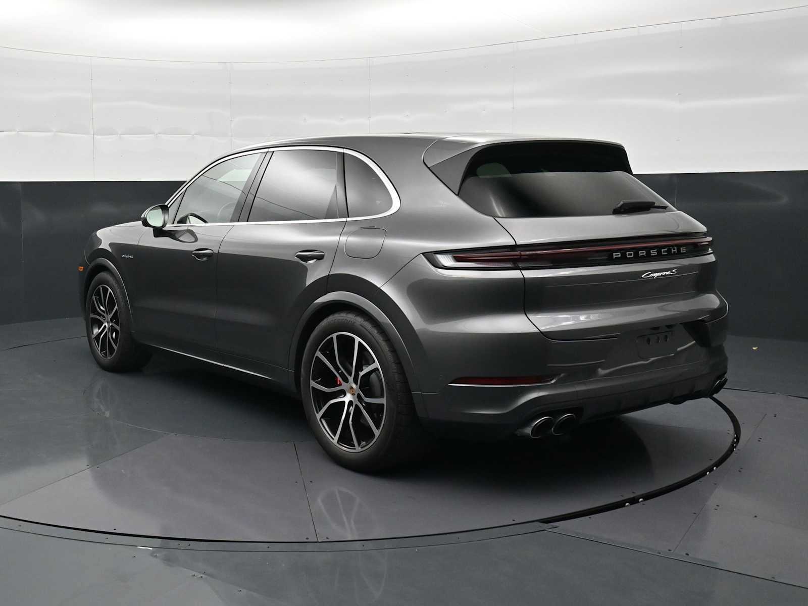 New 2026 Porsche Cayenne S AWD/4WD image 3