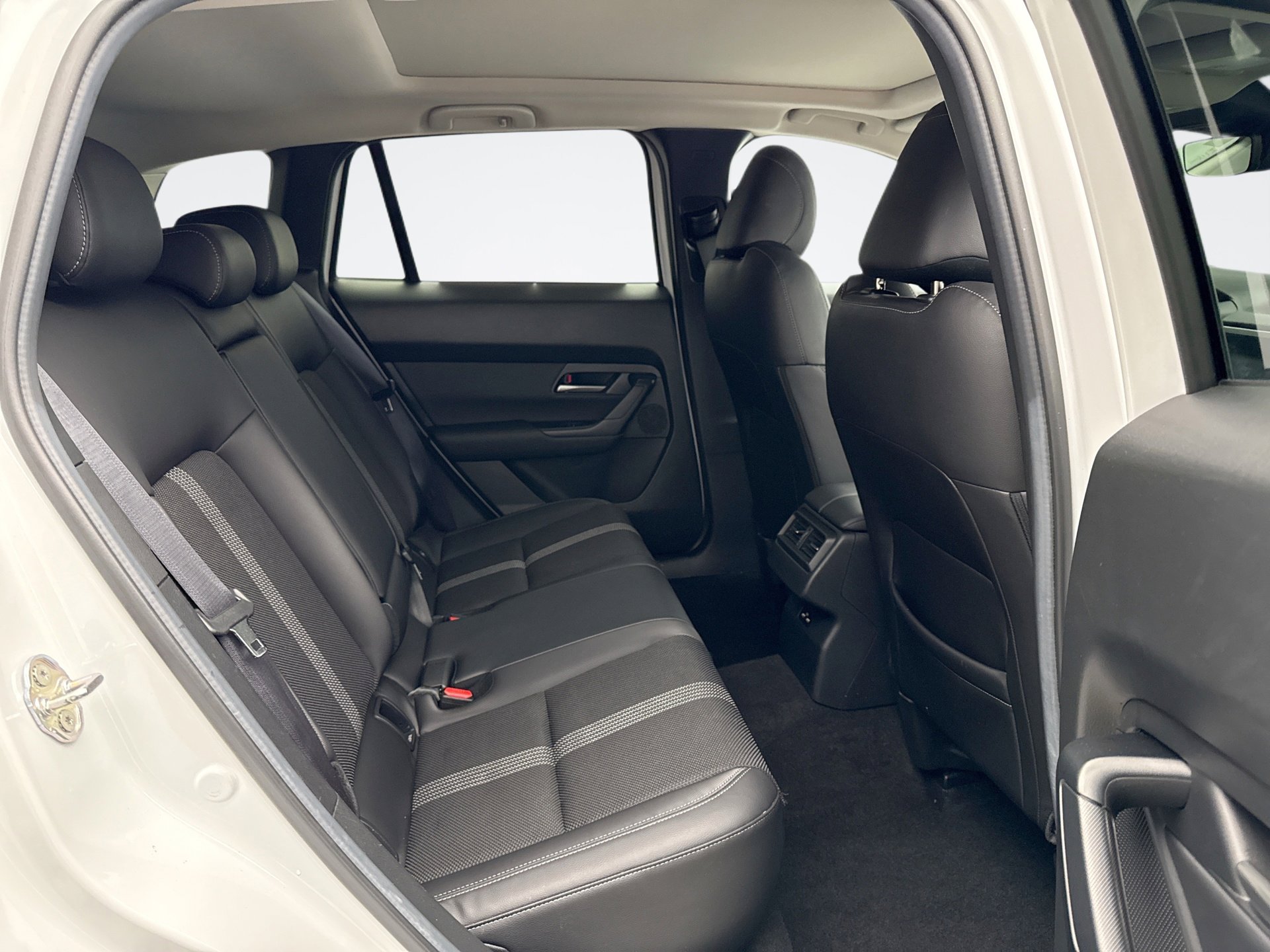 Used 2024 MAZDA CX-50 AWD 2.5 S w/ Cargo Package image 18