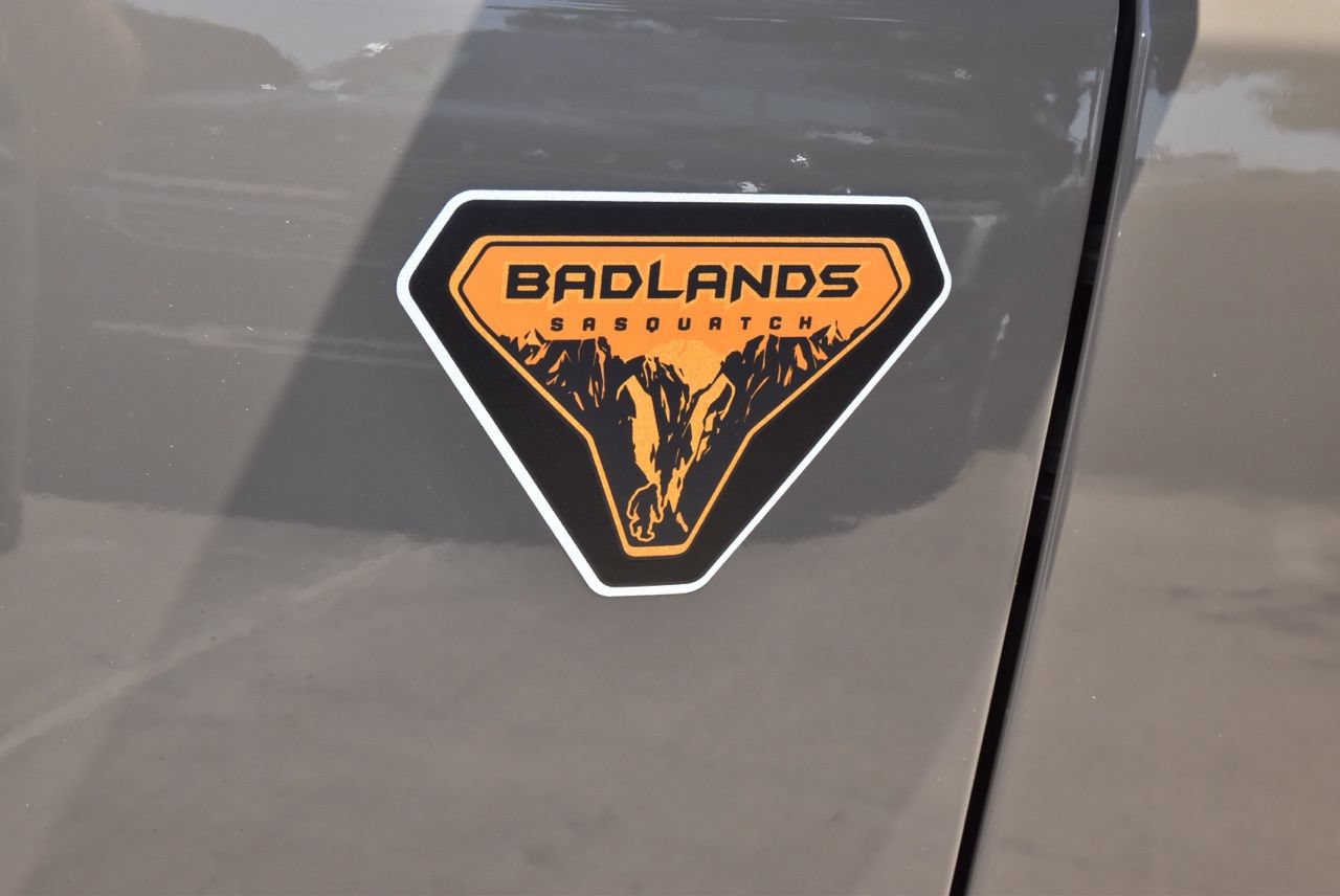 Certified 2025 Ford Bronco Badlands AWD/4WD image 49