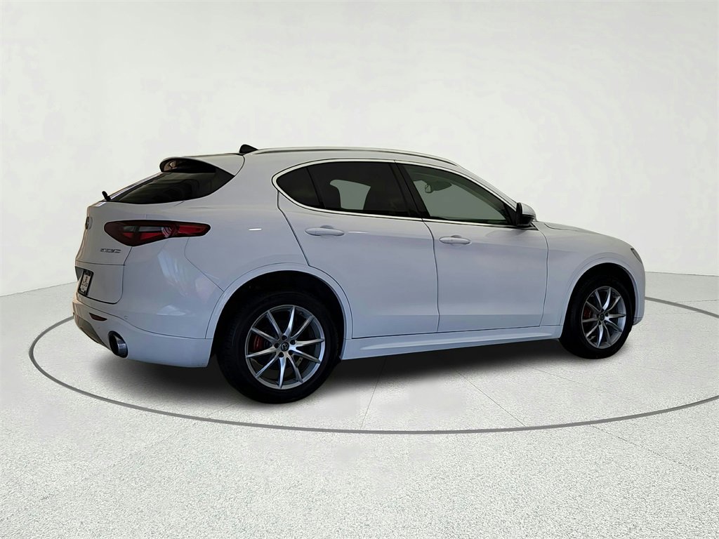 Used 2020 Alfa Romeo Stelvio Ti Lusso w/ Quick Order Package 22X Lusso image 8