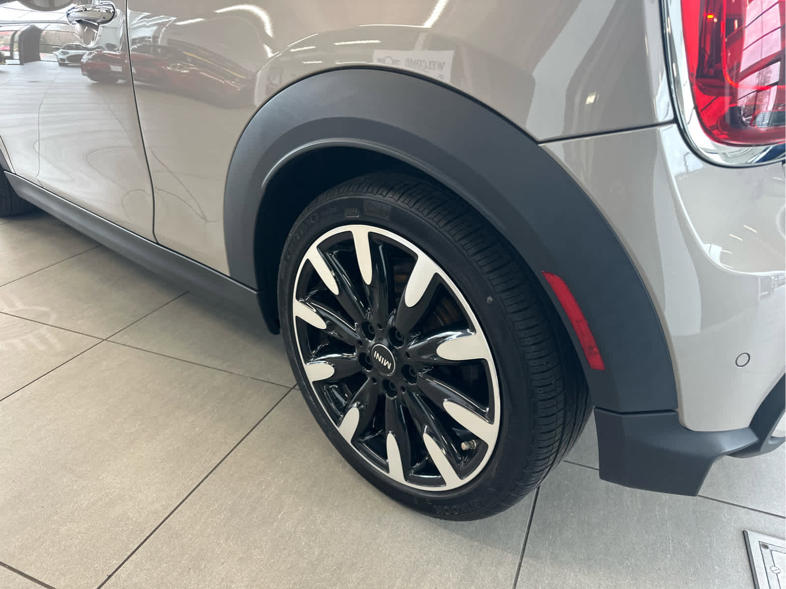 Certified 2023 MINI Cooper S image 9