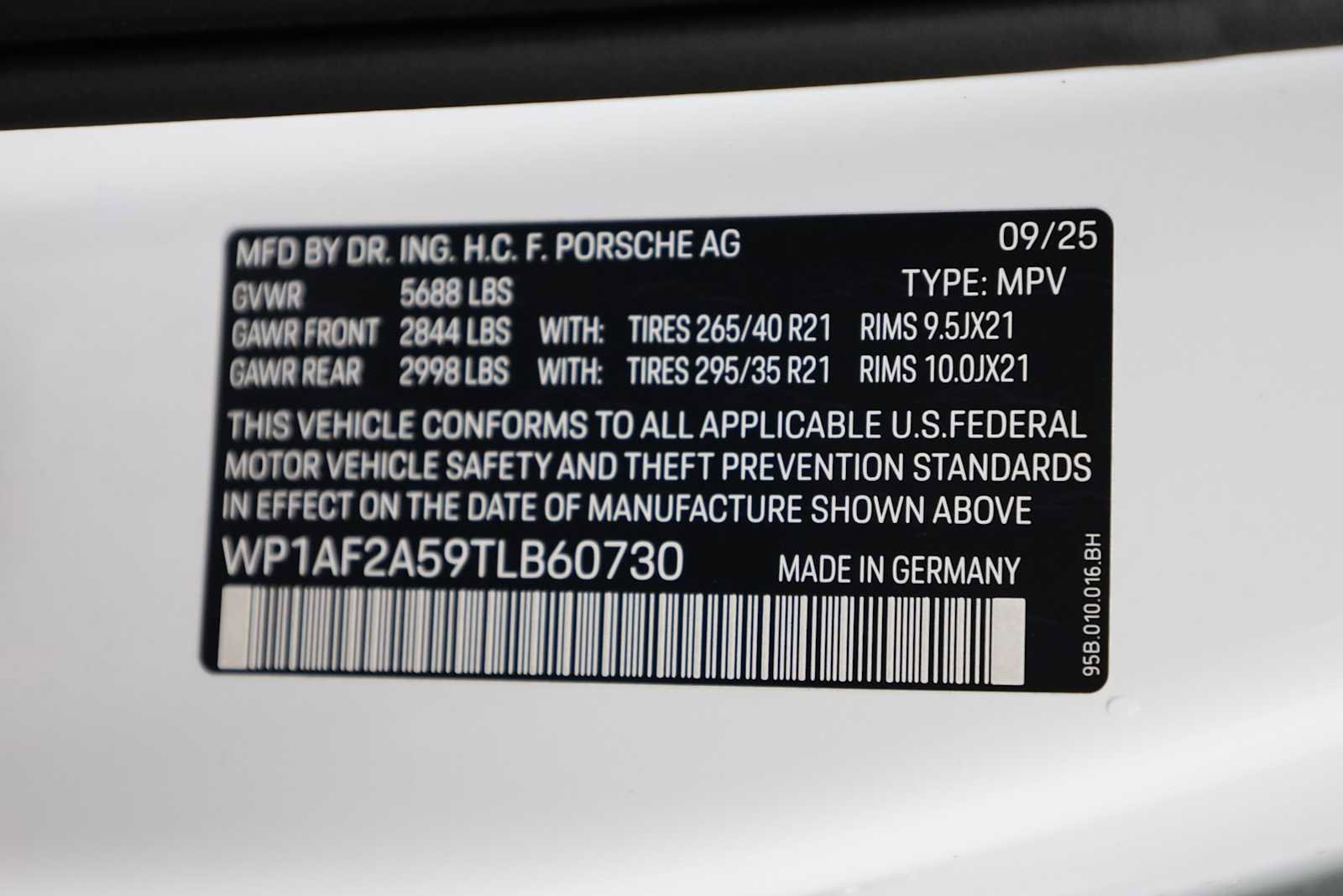 New 2026 Porsche Macan GTS image 51