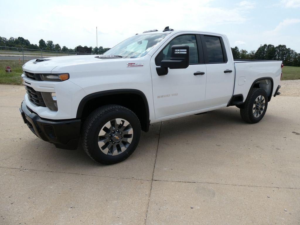 New 2026 Chevrolet Silverado 2500 Custom w/ Custom Value Package AWD/4WD image 7