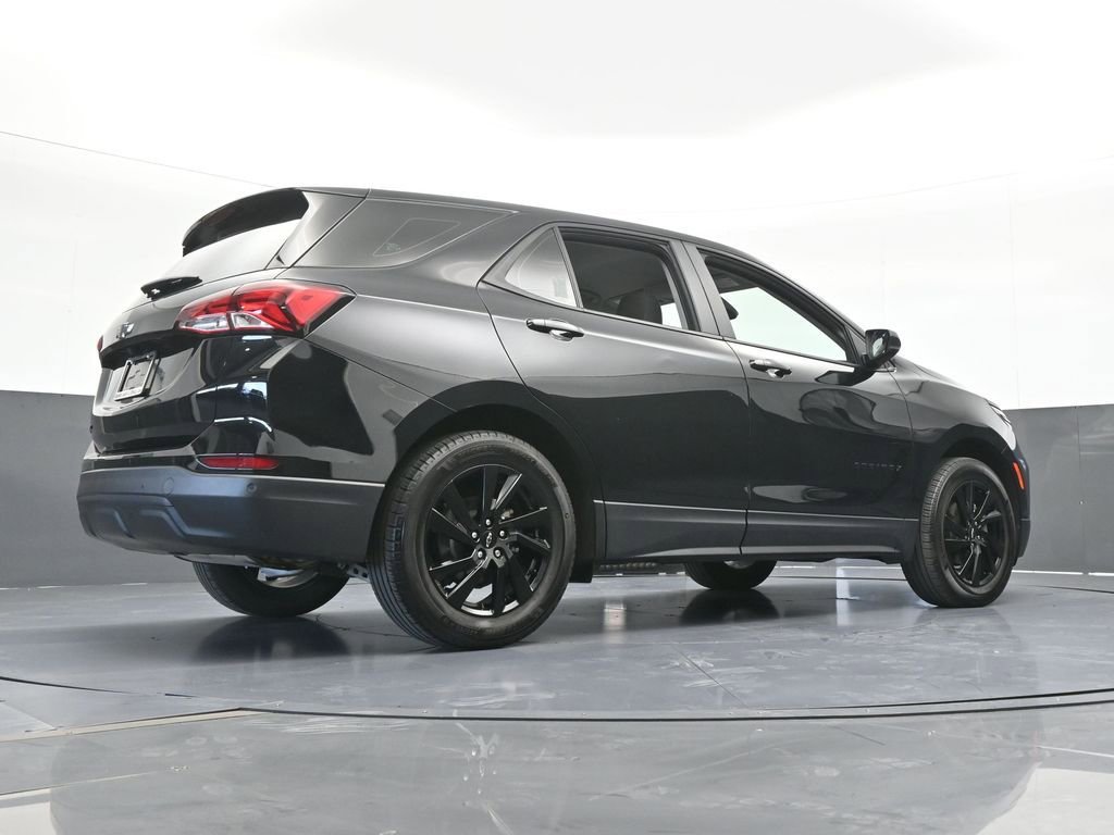 Used 2024 Chevrolet Equinox LS w/ Midnight Edition FWD image 54