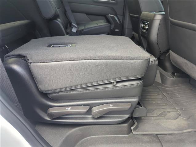 Used 2026 GMC Yukon Denali w/ LPO, Floor Liner Package AWD/4WD image 22