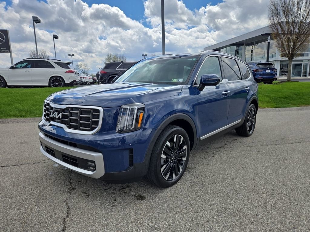 Used 2023 Kia Telluride SX image 3