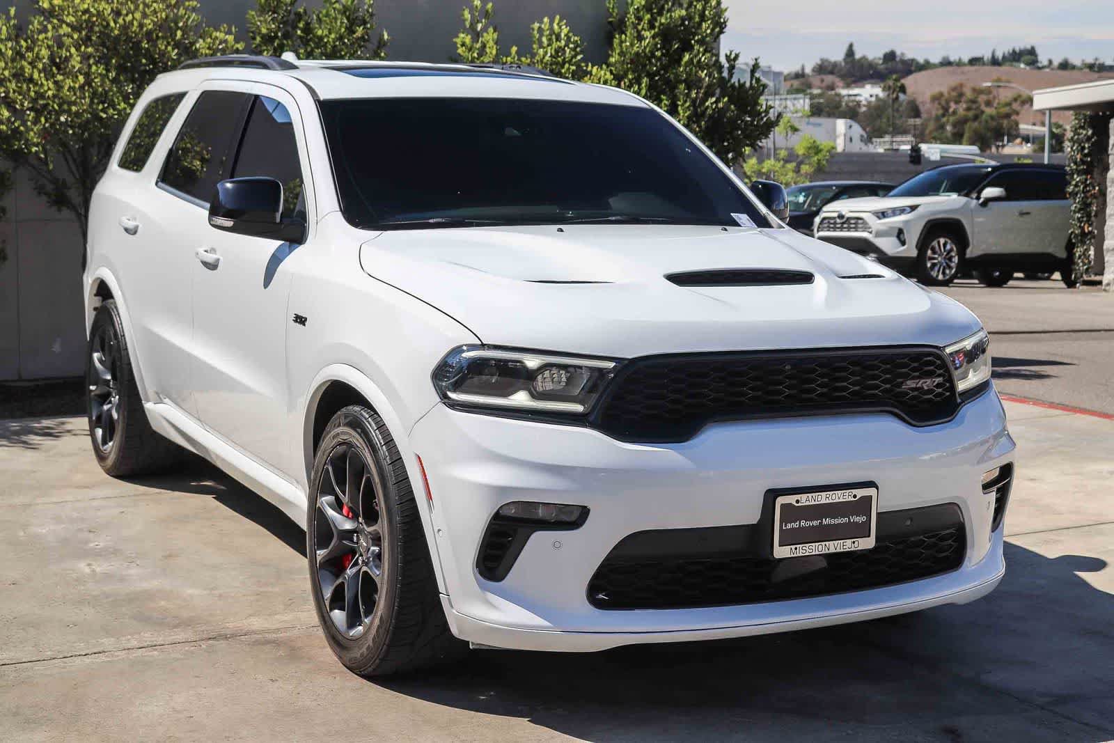 Used 2022 Dodge Durango SRT w/ Premium Interior Group AWD/4WD image 3