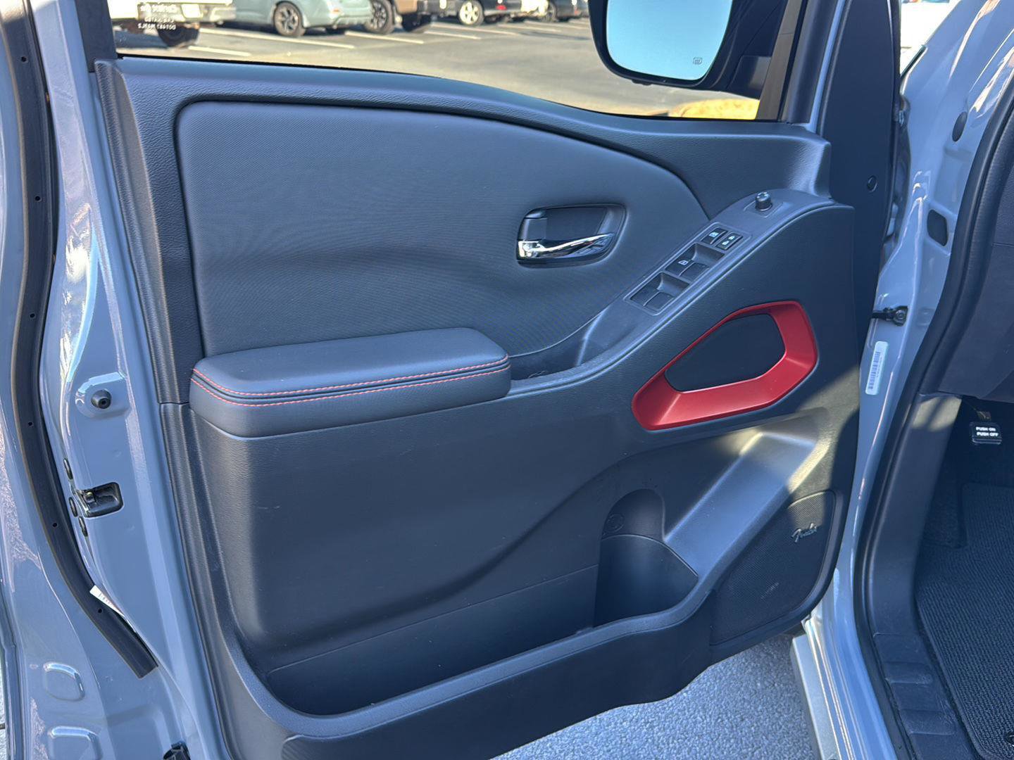 Used 2024 Nissan Frontier PRO-4X w/ Pro Convenience Package image 14