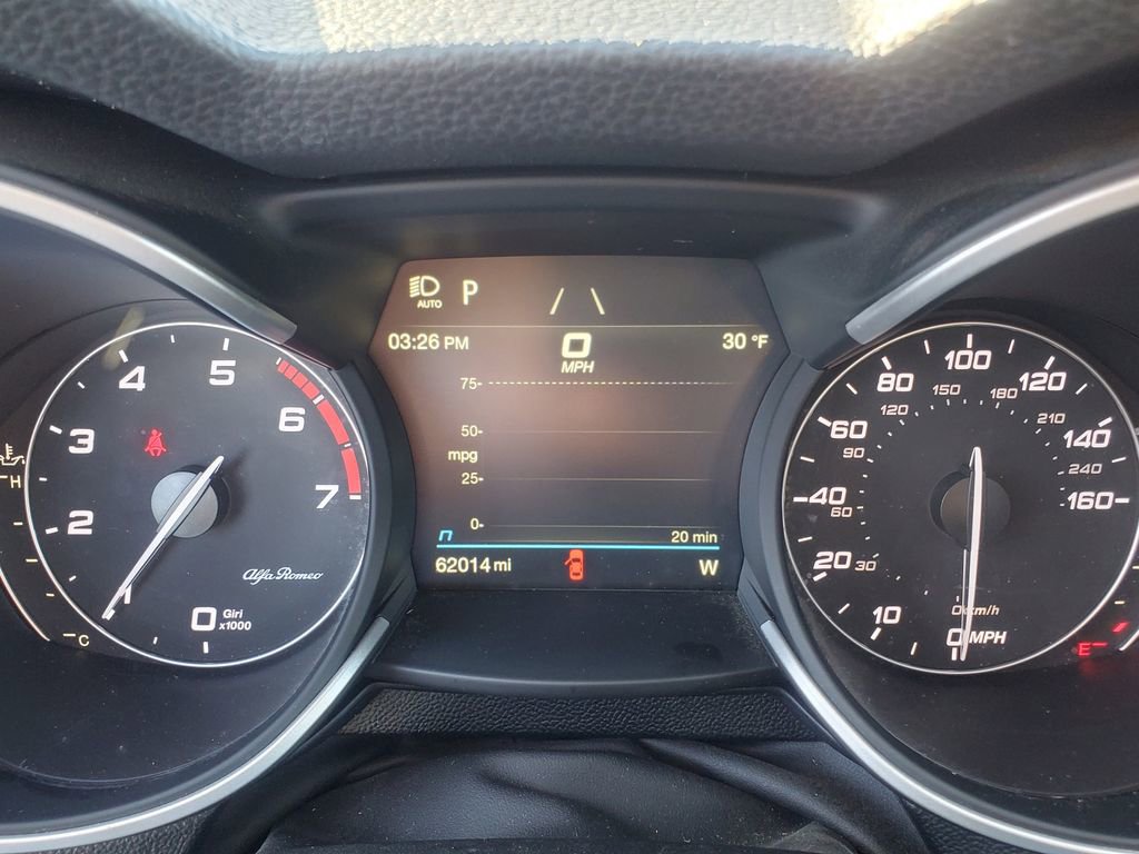 Used 2023 Alfa Romeo Stelvio Ti image 20