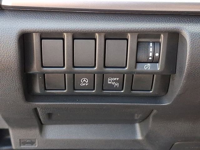 Used 2020 Subaru Forester Premium image 31