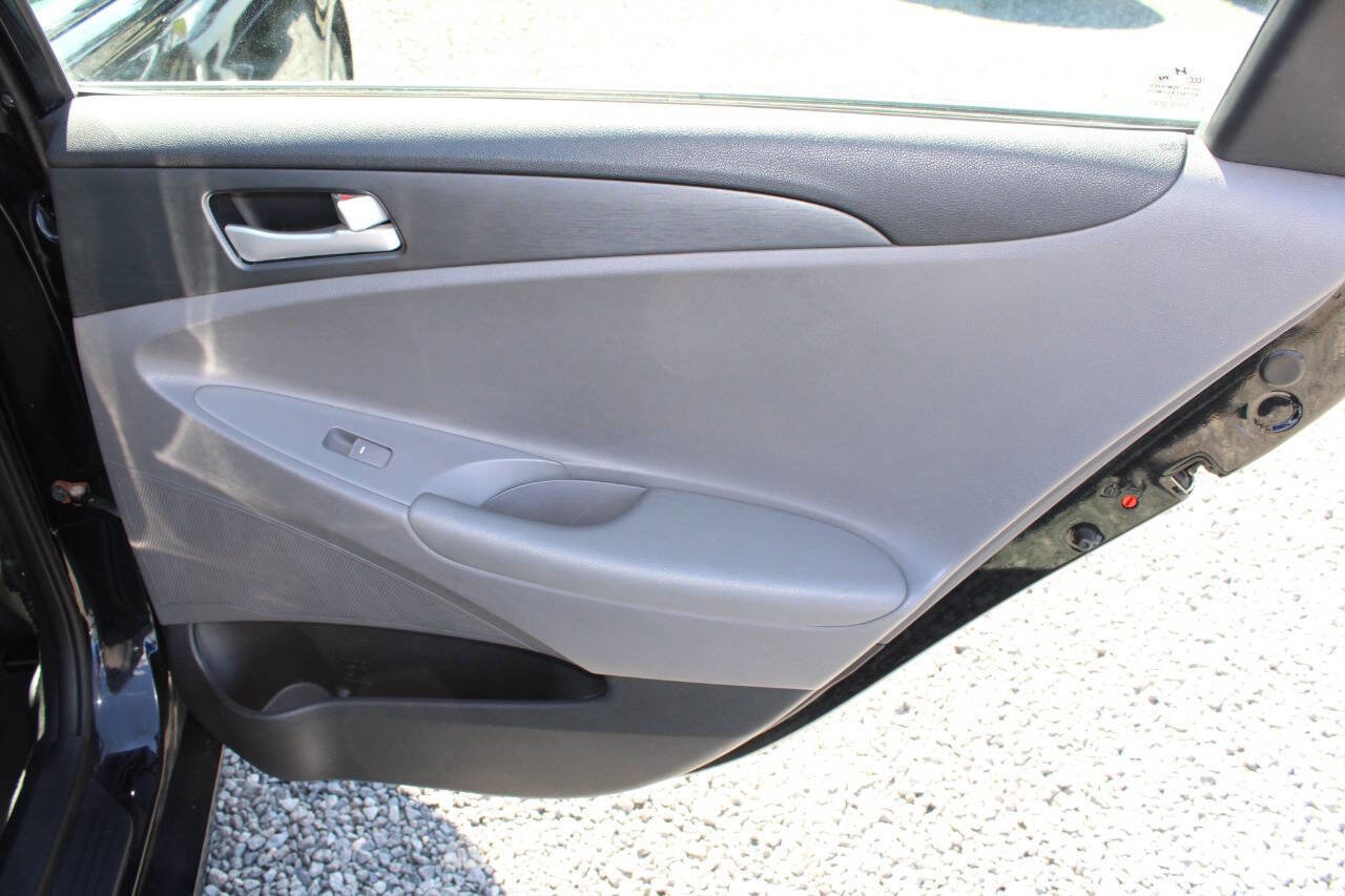 Used 2011 Hyundai Sonata GLS FWD image 22