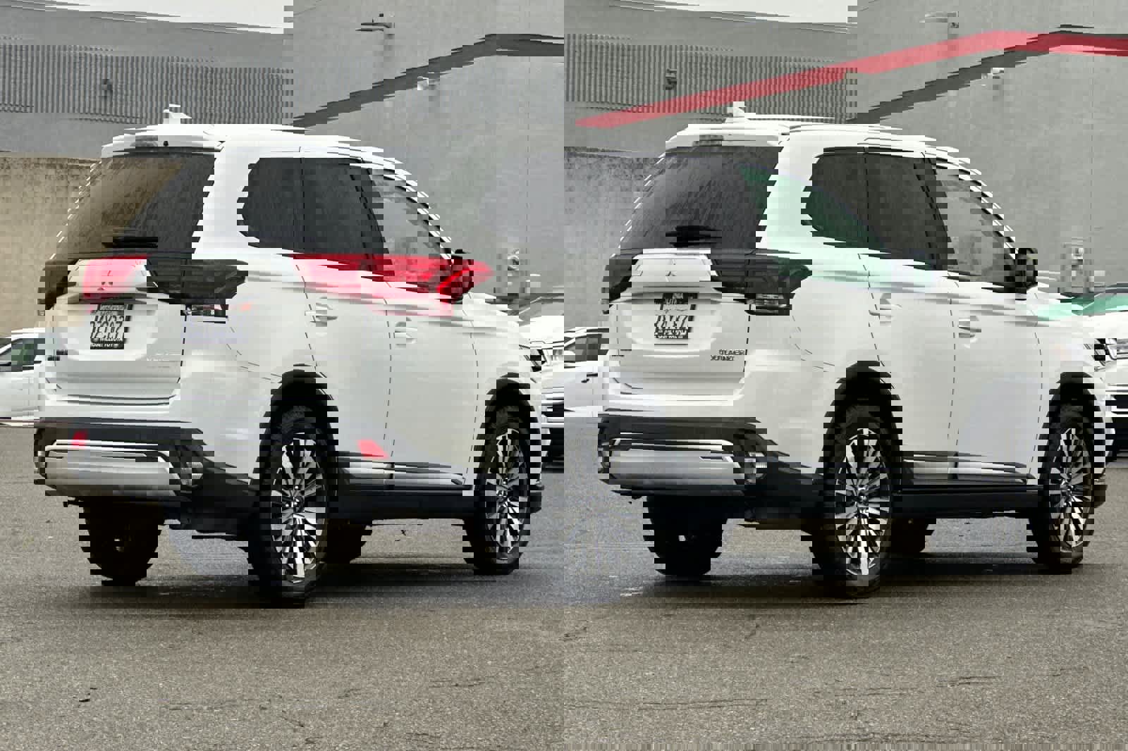 Used 2019 Mitsubishi Outlander ES image 2