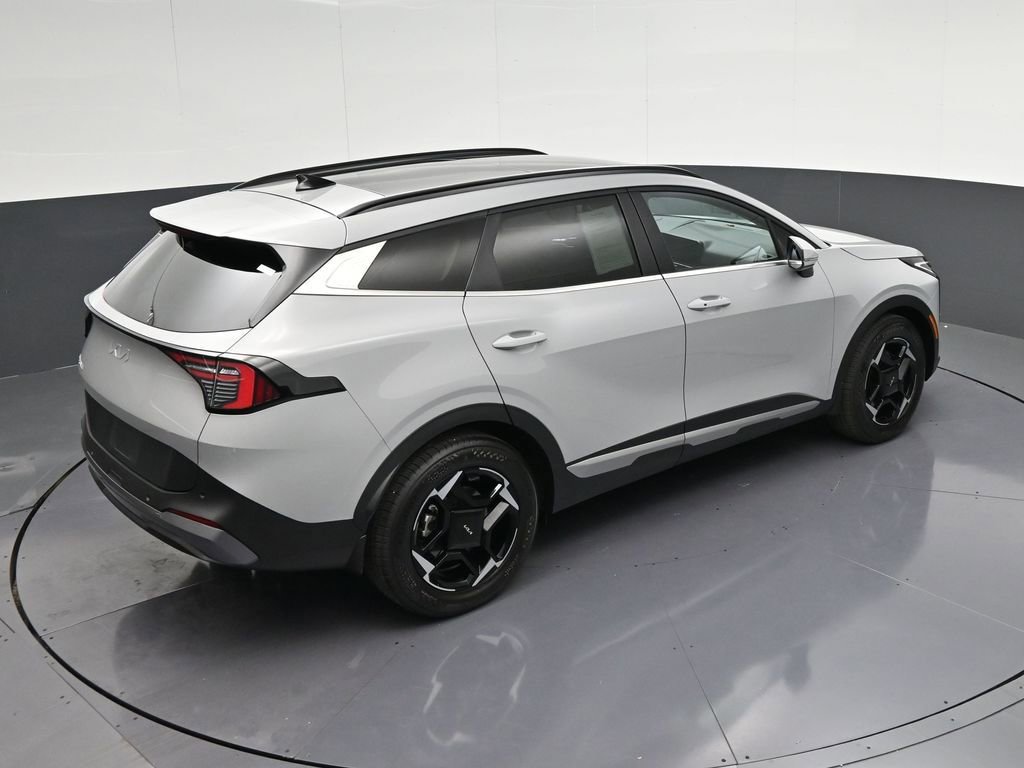 Used 2026 Kia Sportage EX w/ EX Panorama Roof Package FWD image 23