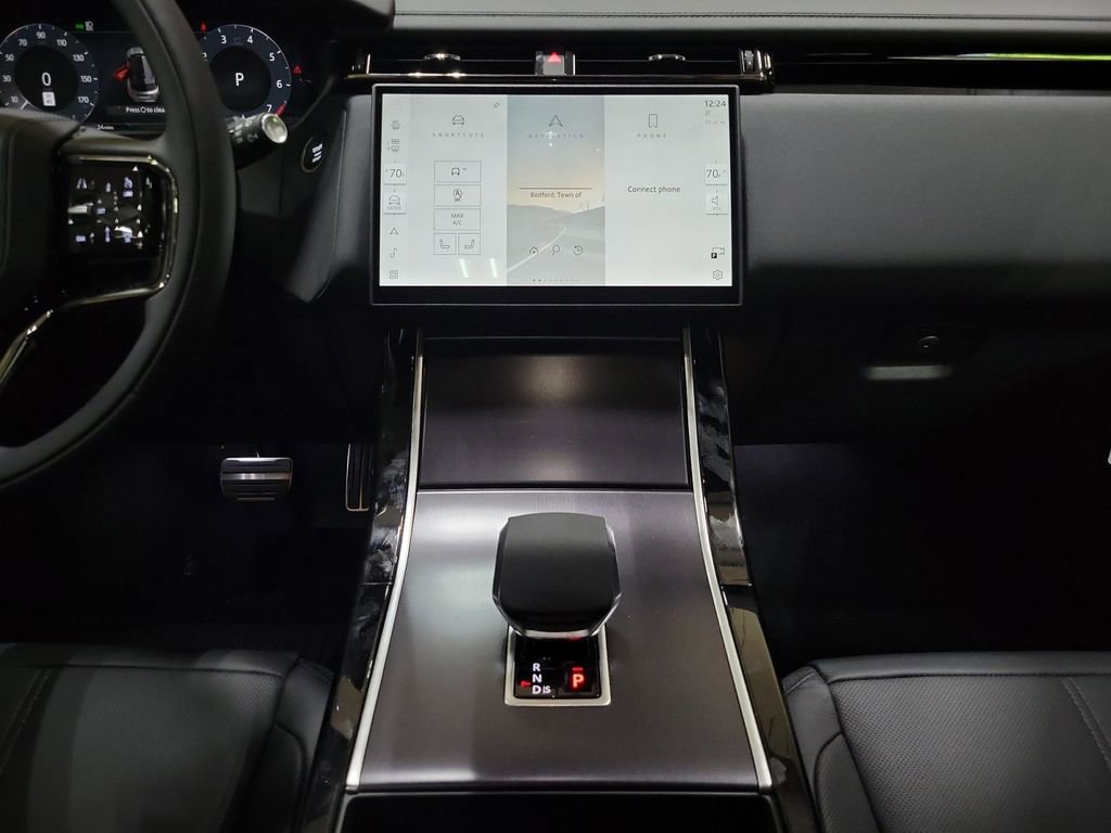 New 2026 Land Rover Range Rover Velar Dynamic SE AWD/4WD image 26