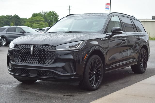 Used 2025 Lincoln Aviator Reserve w/ Equipment Group 201A AWD/4WD image 15