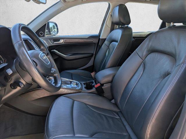 Used 2016 Audi Q5 2.0T Premium Plus w/ Technology Package AWD/4WD image 11