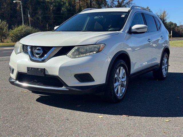 Used 2016 Nissan Rogue SV w/ SV Family Package AWD/4WD image 12