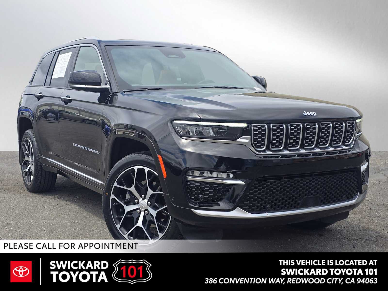 Used 2022 Jeep Grand Cherokee Summit AWD/4WD image 1