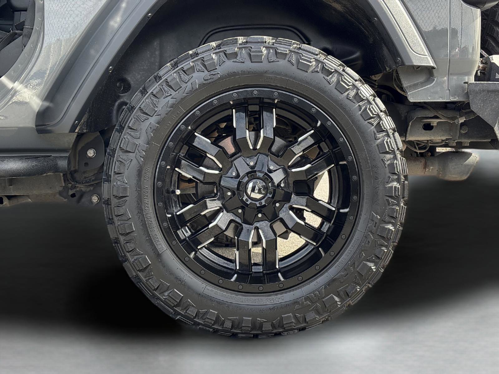 Used 2019 Jeep Wrangler Sport image 18